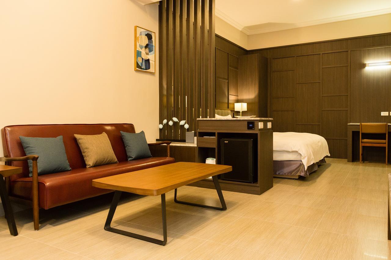V-Hotel Taitung Bagian luar foto