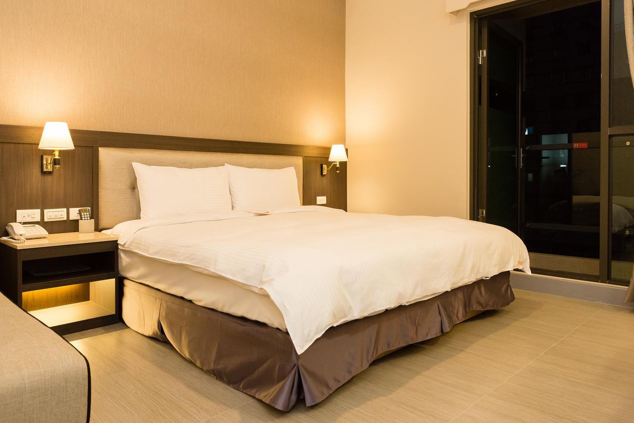 V-Hotel Taitung Bagian luar foto